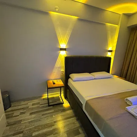 Silvercity Hotel&suits *